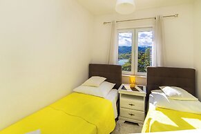 Apartment Karlo