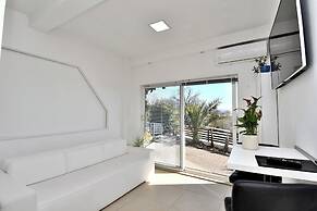 Apartments Lux With Pool