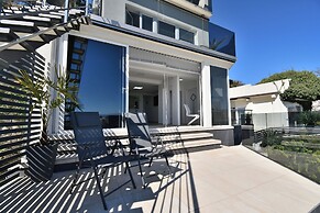 Apartments Lux With Pool