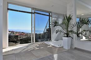 House Luxury