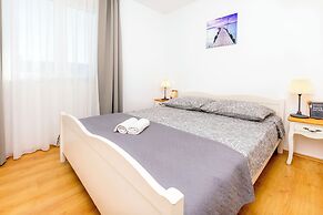 Apartments Marina