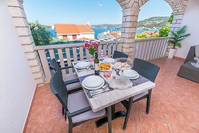 Apartments Marina