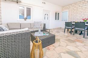 Apartments Marina