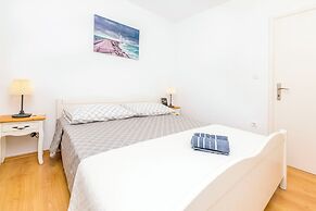 Apartments Marina