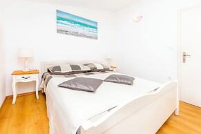 Apartments Marina