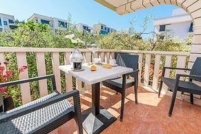 Apartments Marina