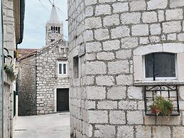House Nonina Kuca