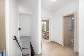 Apartments Antonija and Robert