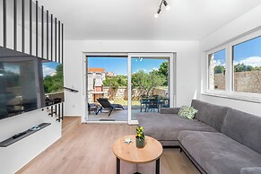Apartments Antonija and Robert