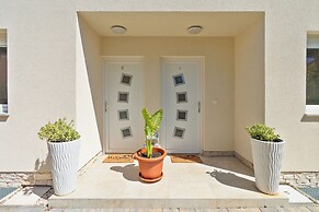 Apartments Antonija and Robert