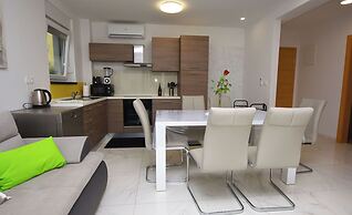 Apartments Daisy