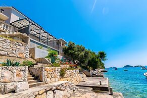 House Paval