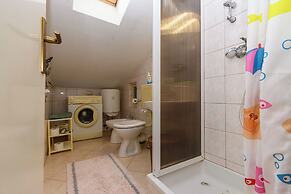 Apartment Volosko for two
