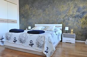 Apartment G&M