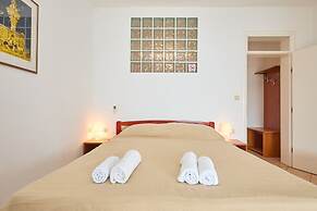 Apartments Jany