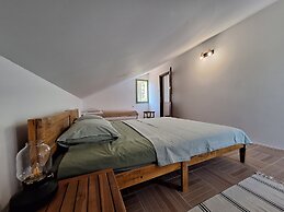 House Barci