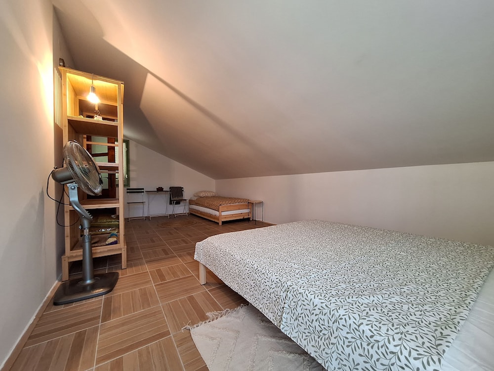 House Barci