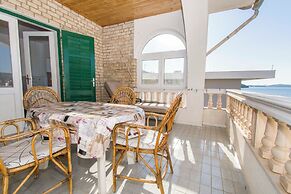 Apartment and Rooms Ive