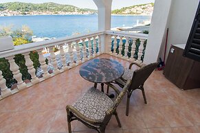Apartment and Rooms Ive