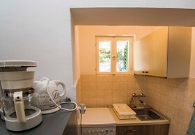 Apartment and Rooms Ive