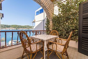 Apartment and Rooms Ive