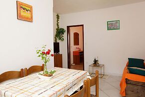 Apartments Doro