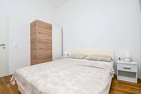 Apartments Mirjana