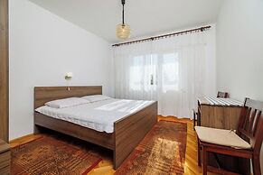 Apartments Ivica