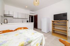 Apartments Ivica