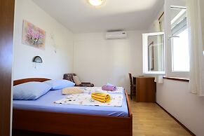 Apartment Kampor