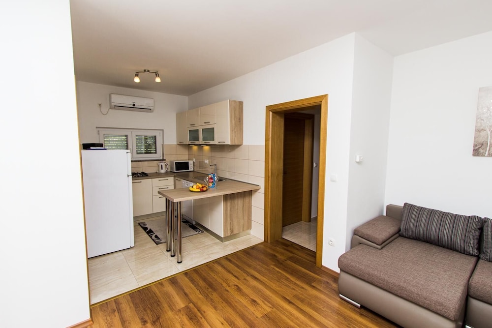 Apartments Vesna