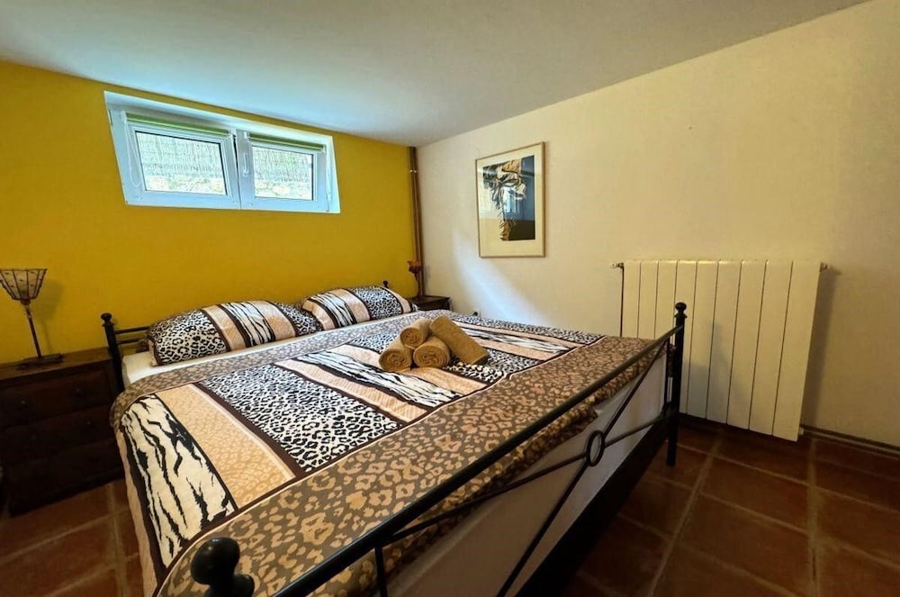 House Malnar