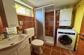 House Malnar
