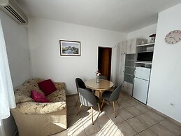 Apartments Raste