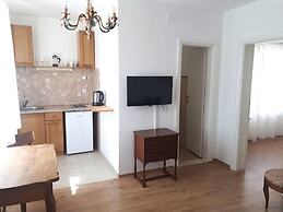 Apartments Jolie