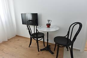 Apartments Jolie