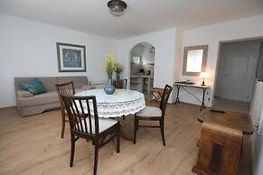 Apartments Jolie