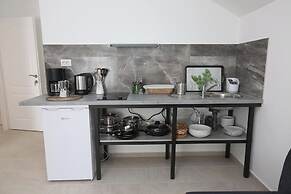 Apartments Jolie