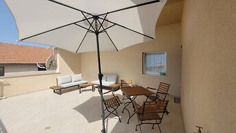 Apartments Jolie