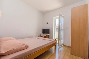 Apartment Tina