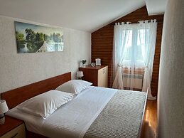 House Anteana