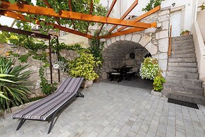 House Punat Residence
