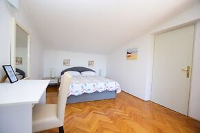 House Suncana