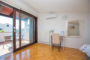 House Suncana