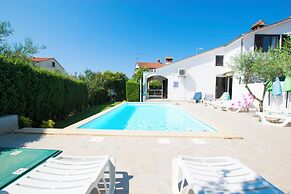 House Suncana