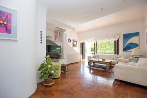 House Suncana