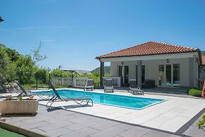 House Bribirska Vila