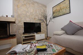 House Srecko