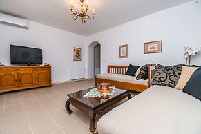 Apartment Iveta