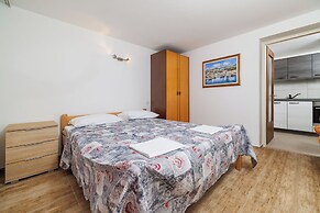 Apartment Car